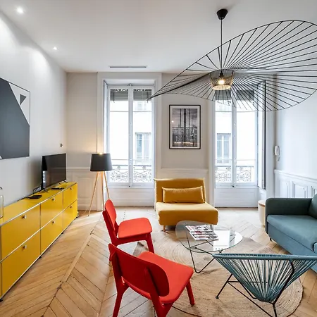 דירה L'atelier,t3,au Pied De L'opera, Climatise, Check-in Autonome 24h Sur 24h *